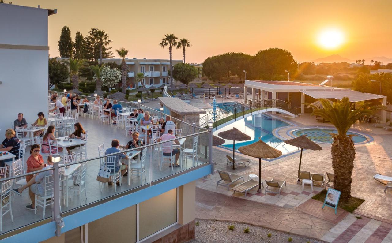 Corali Hotel Тігакі Екстер'єр фото