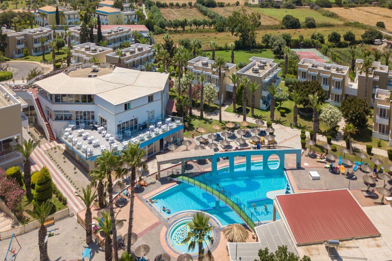 Corali Hotel Тігакі Екстер'єр фото