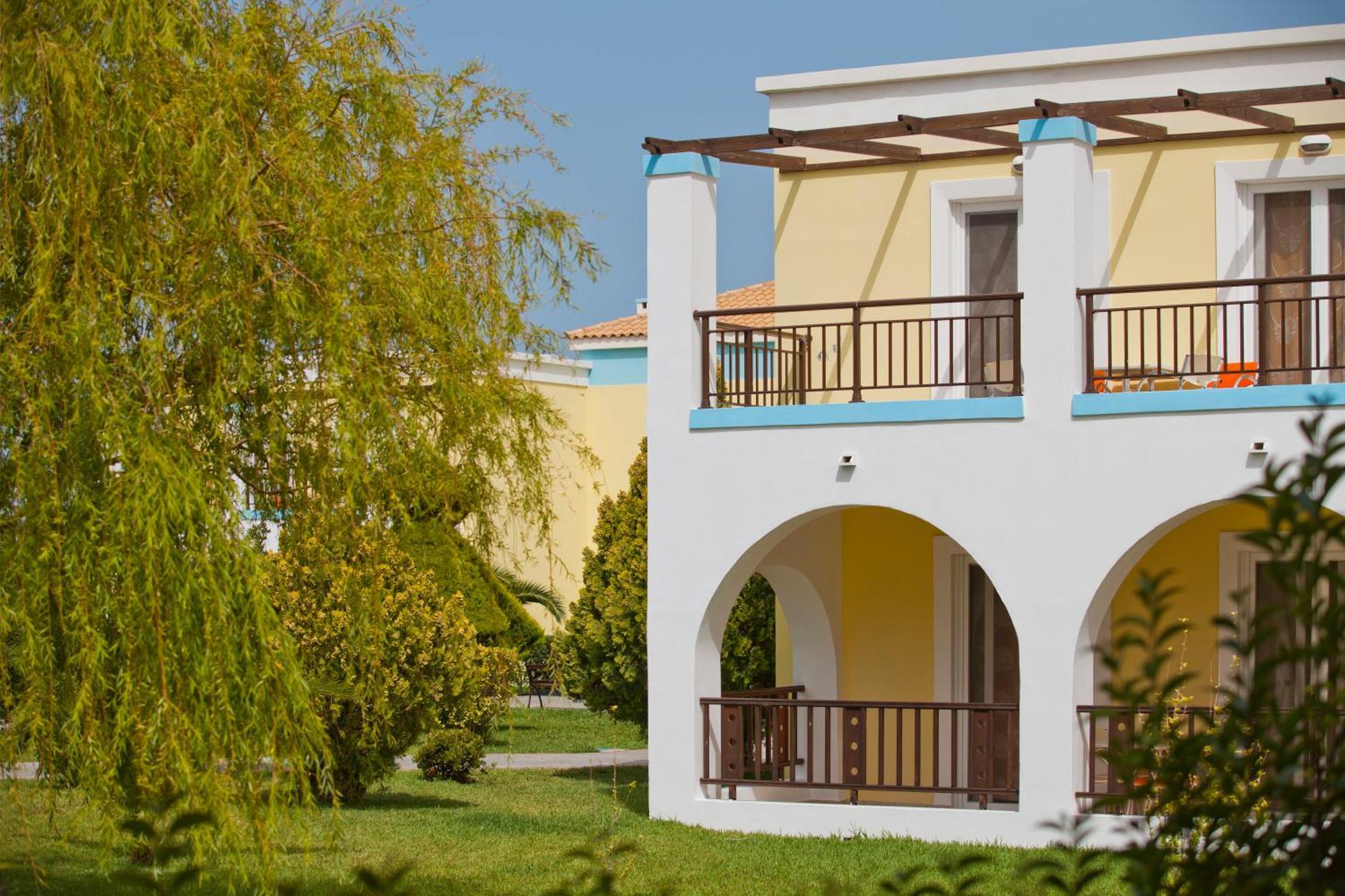 Corali Hotel Тігакі Екстер'єр фото