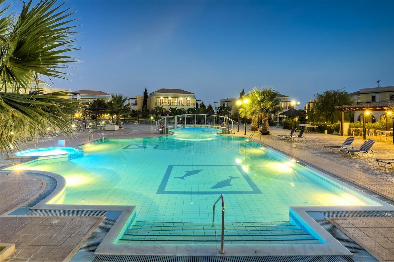 Corali Hotel Тігакі Екстер'єр фото